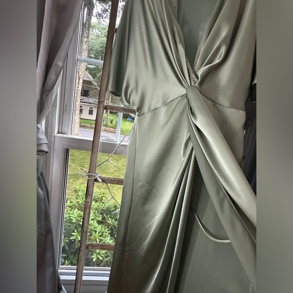 H&M - Picture 1 of 4